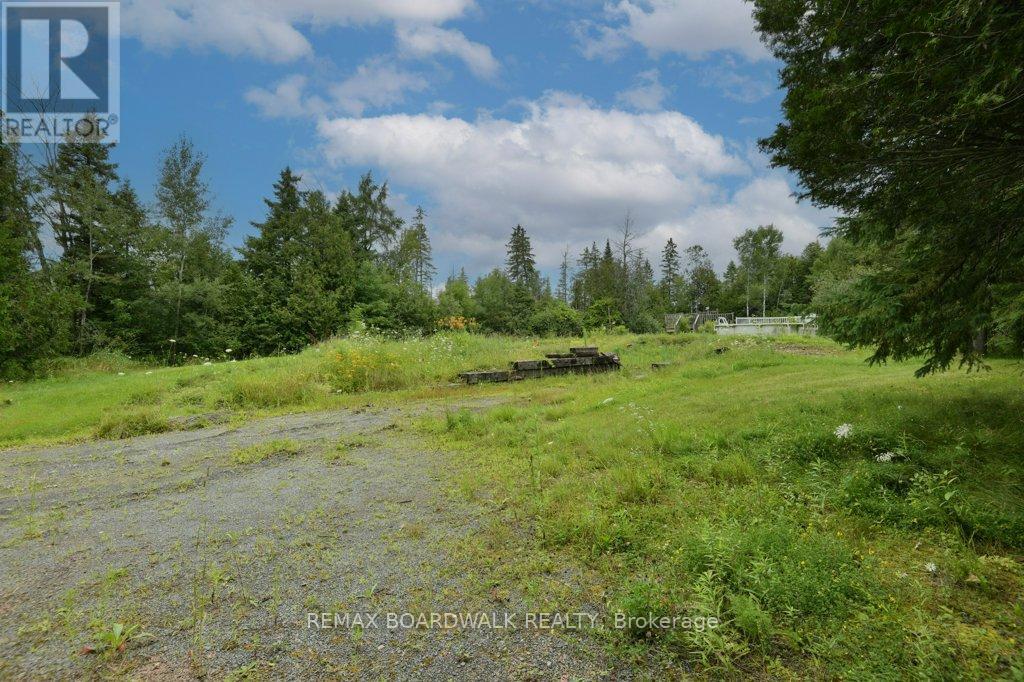 286 Brunton Side Road Property Photo 6
