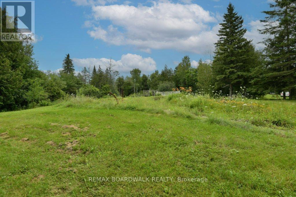 286 Brunton Side Road Property Photo 7