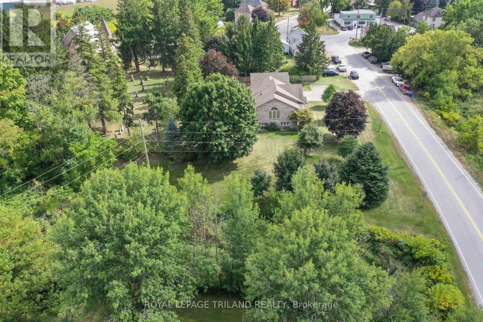 2670 Putnam Road Property Photo 4