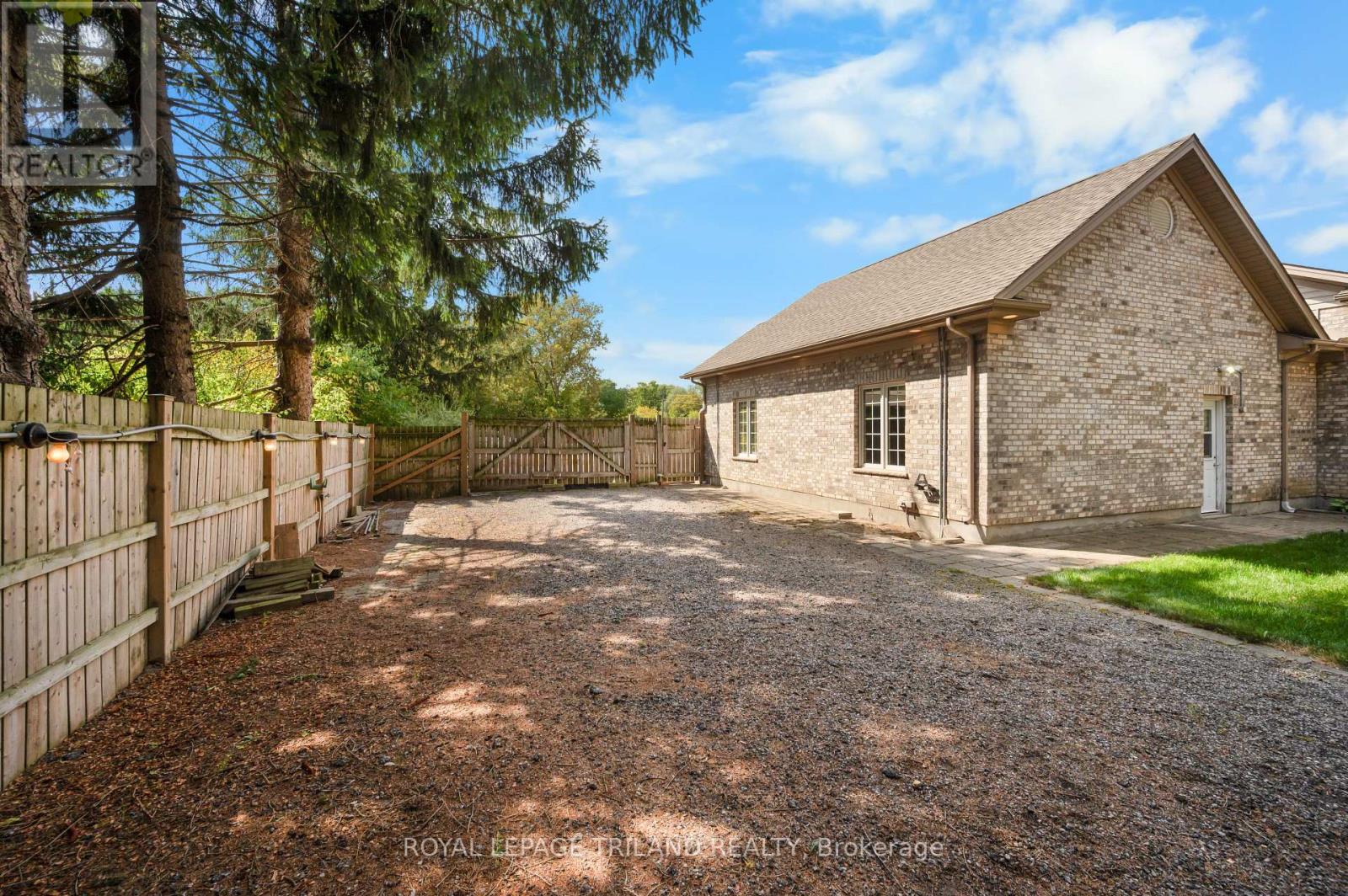 2670 Putnam Road Property Photo 39