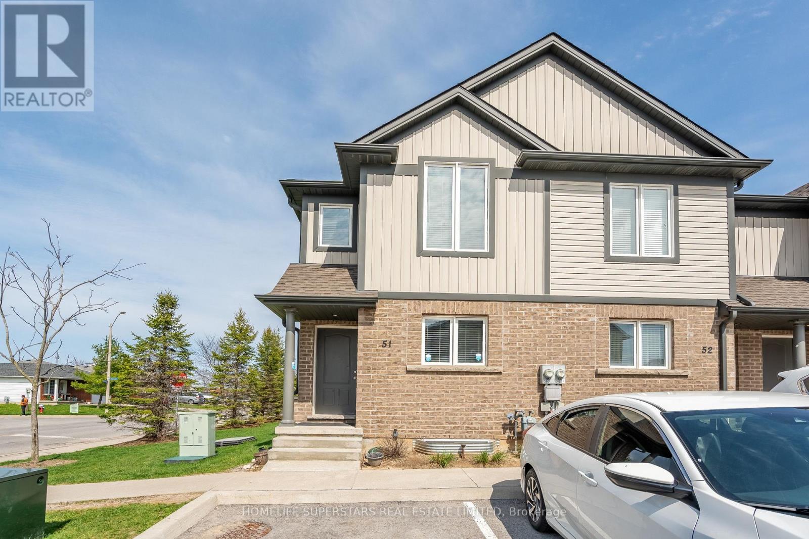 51 - 7768 Ascot Circle Property Photo 3