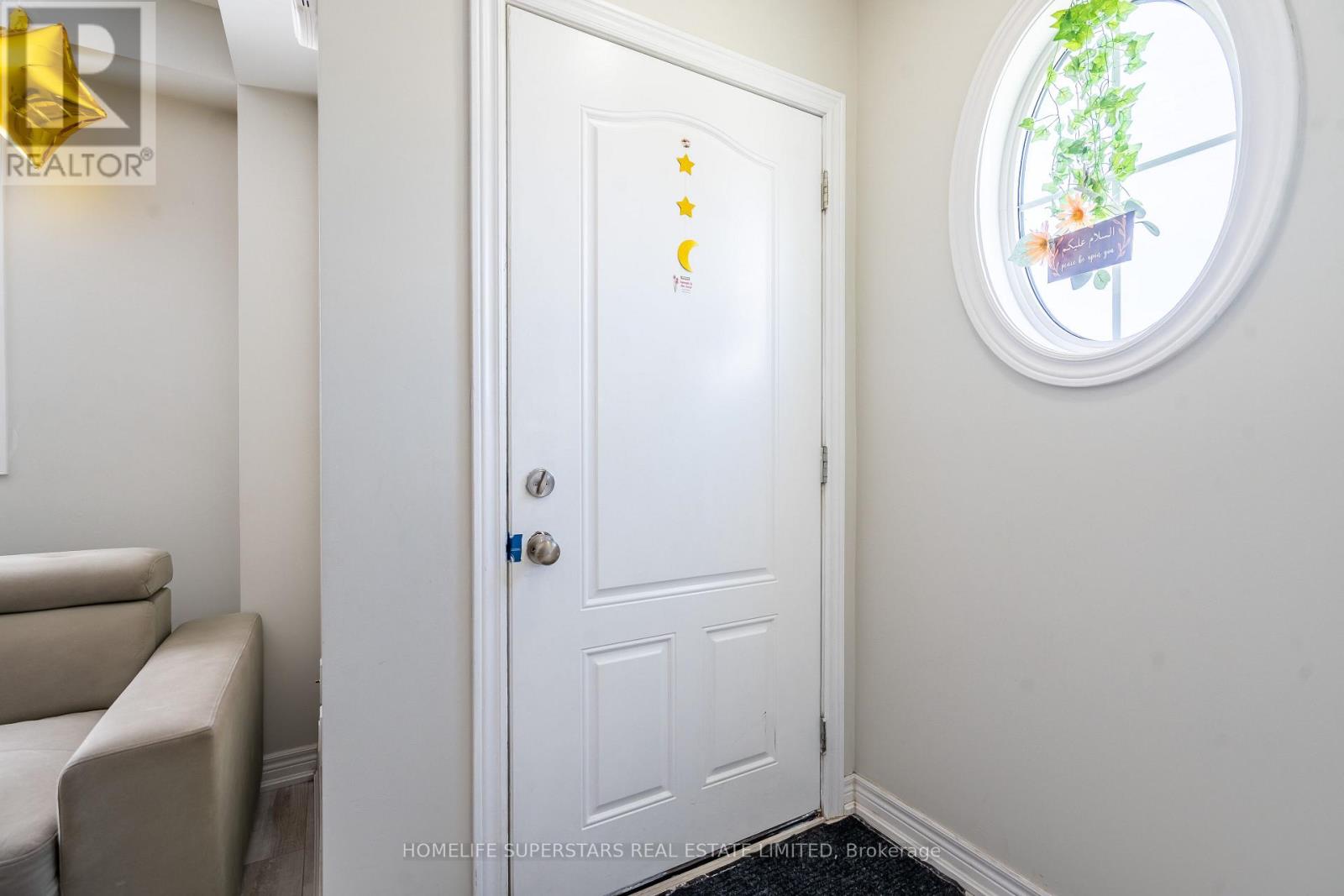 51 - 7768 Ascot Circle Property Photo 5