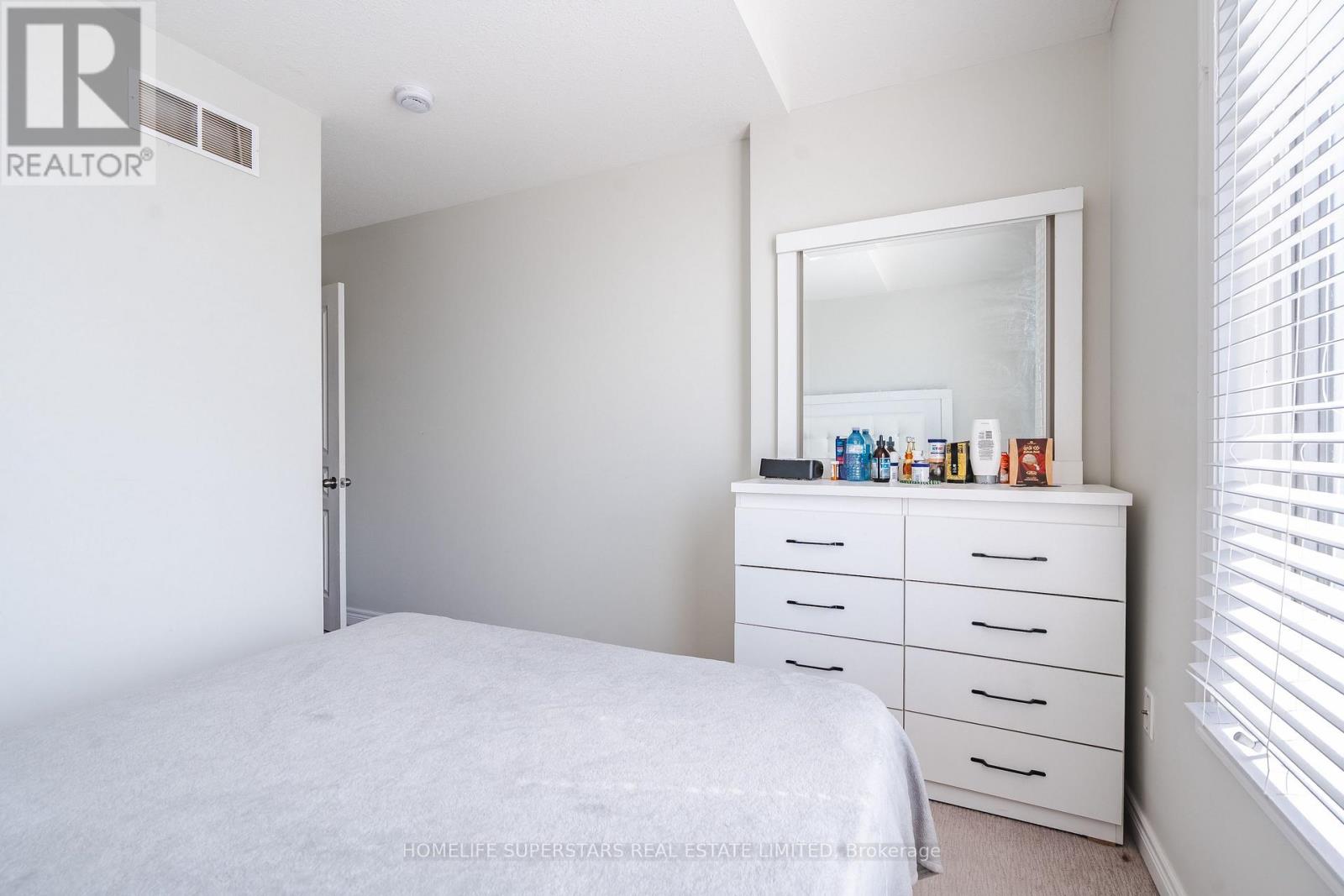 51 - 7768 Ascot Circle Property Photo 16