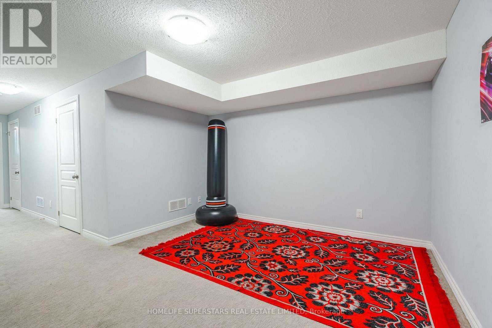 51 - 7768 Ascot Circle Property Photo 23