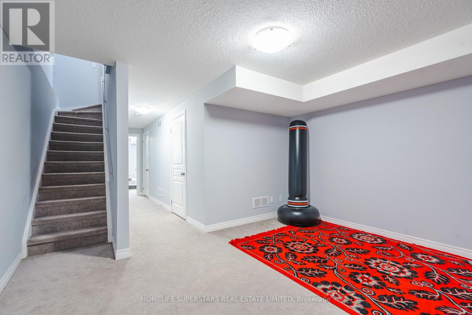 51 - 7768 Ascot Circle Property Photo 24