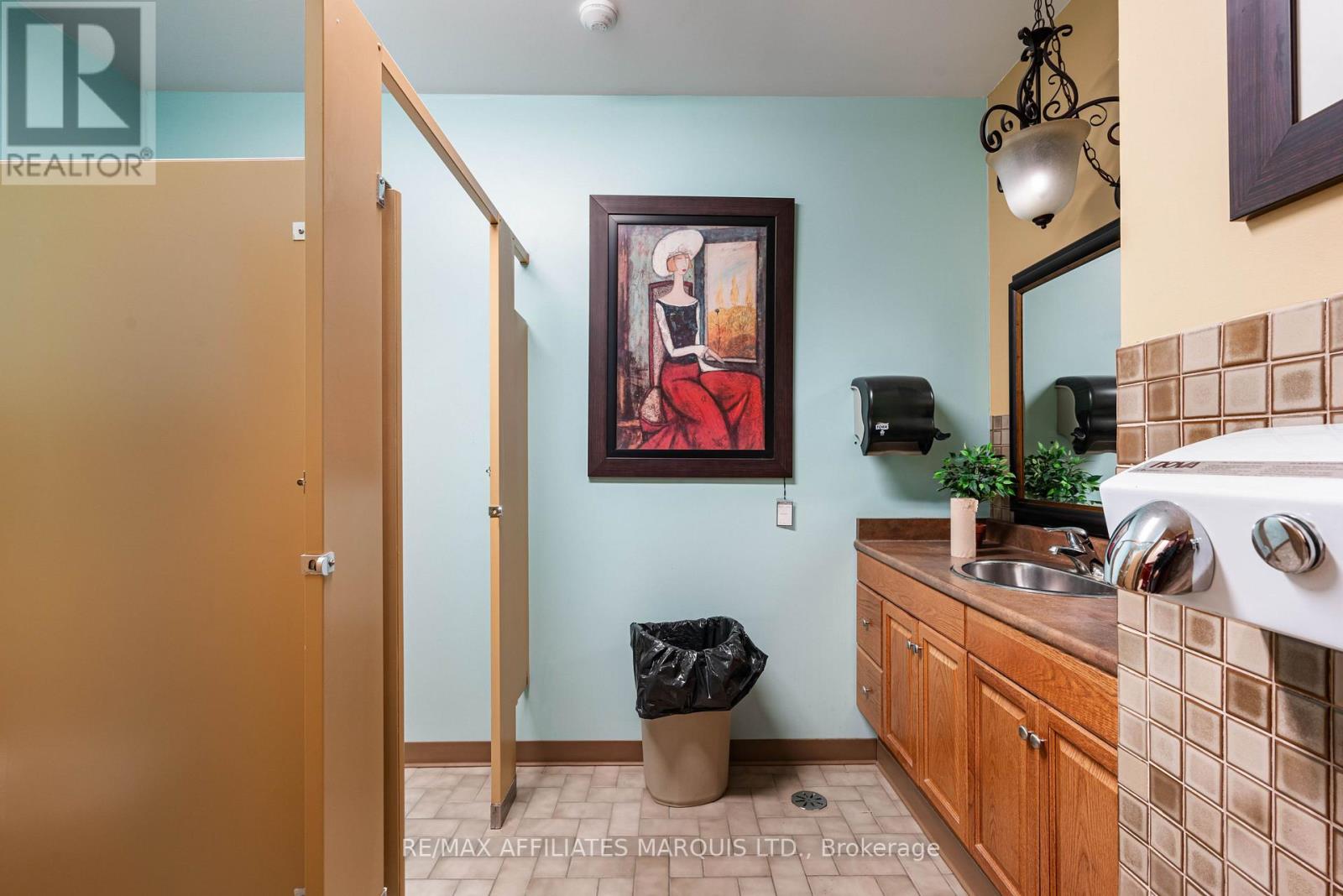 346 Montreal Road Property Photo 15