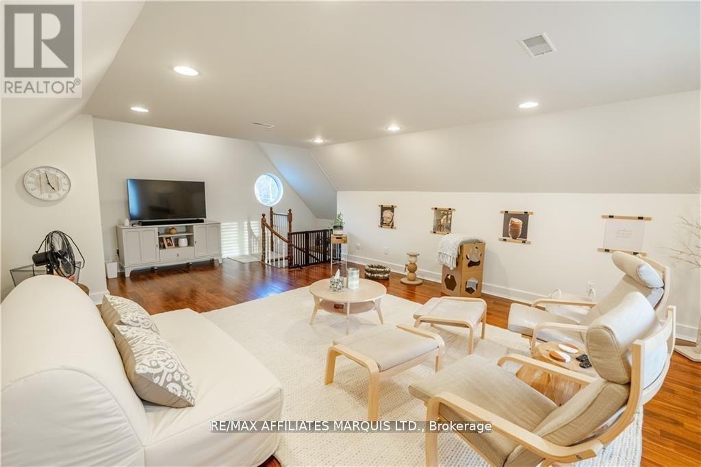 18537 Stonehouse Point Road Property Photo 20
