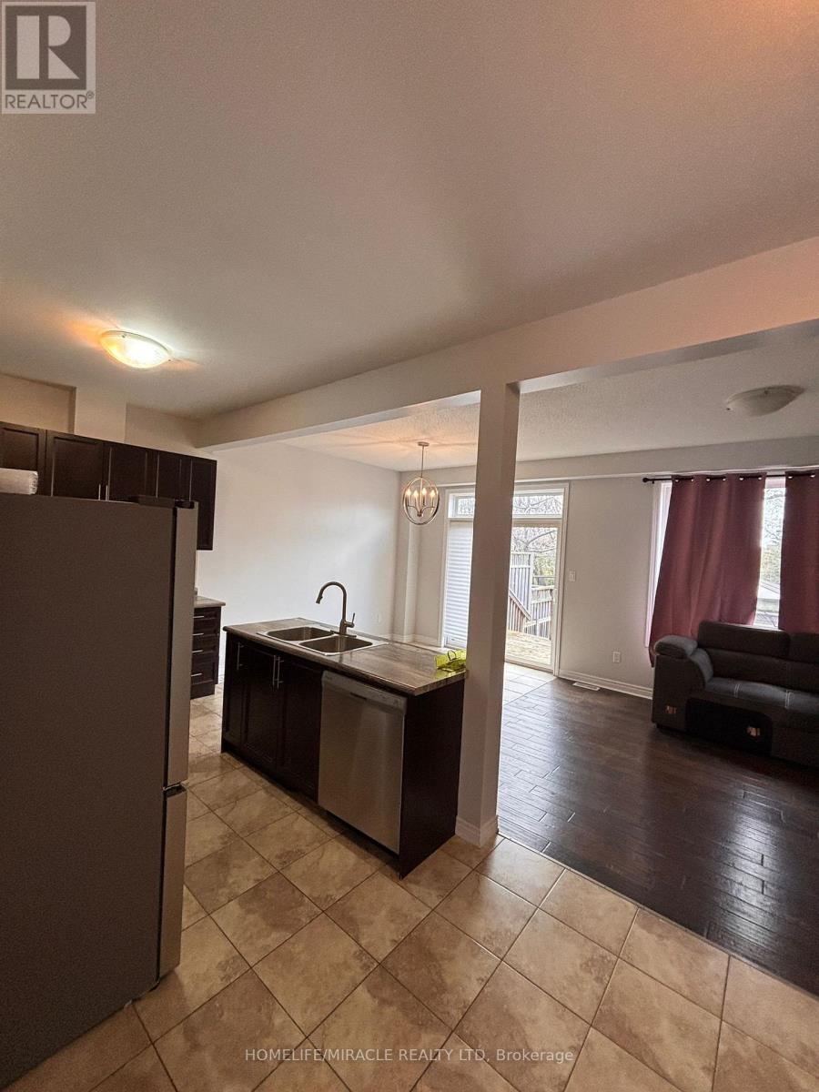 22 - 380 Lake Street Property Photo 5