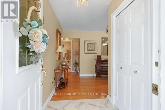 152 Bridge Street W Property Photo 3
