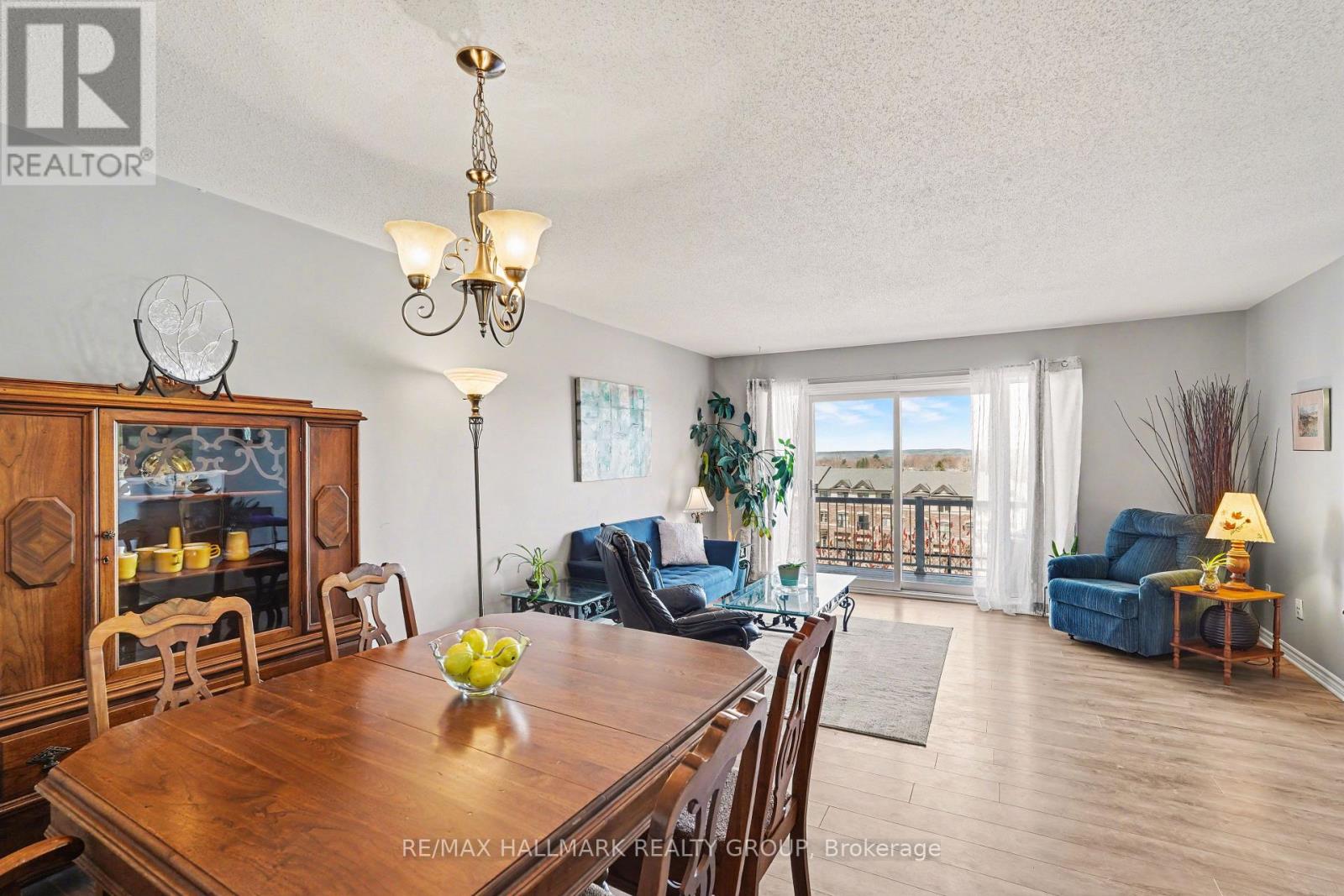 205 - 3275 St Joseph Boulevard Property Photo 8