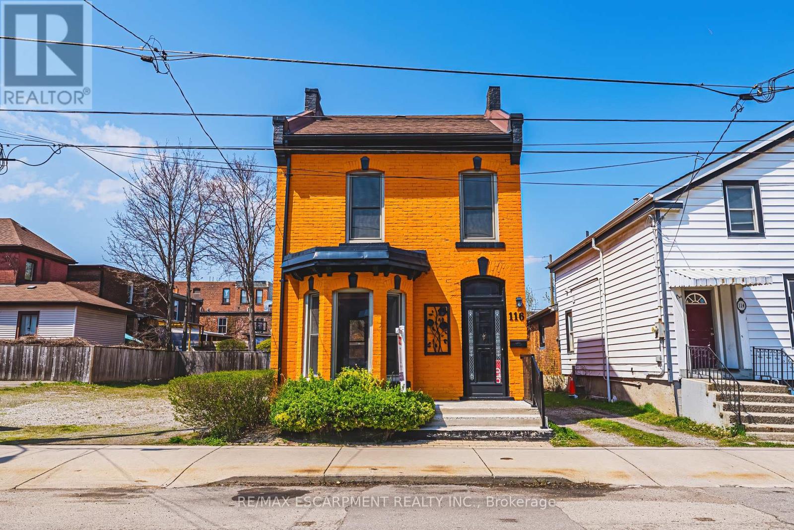 116 CATHARINE STREET S Property Photo 1