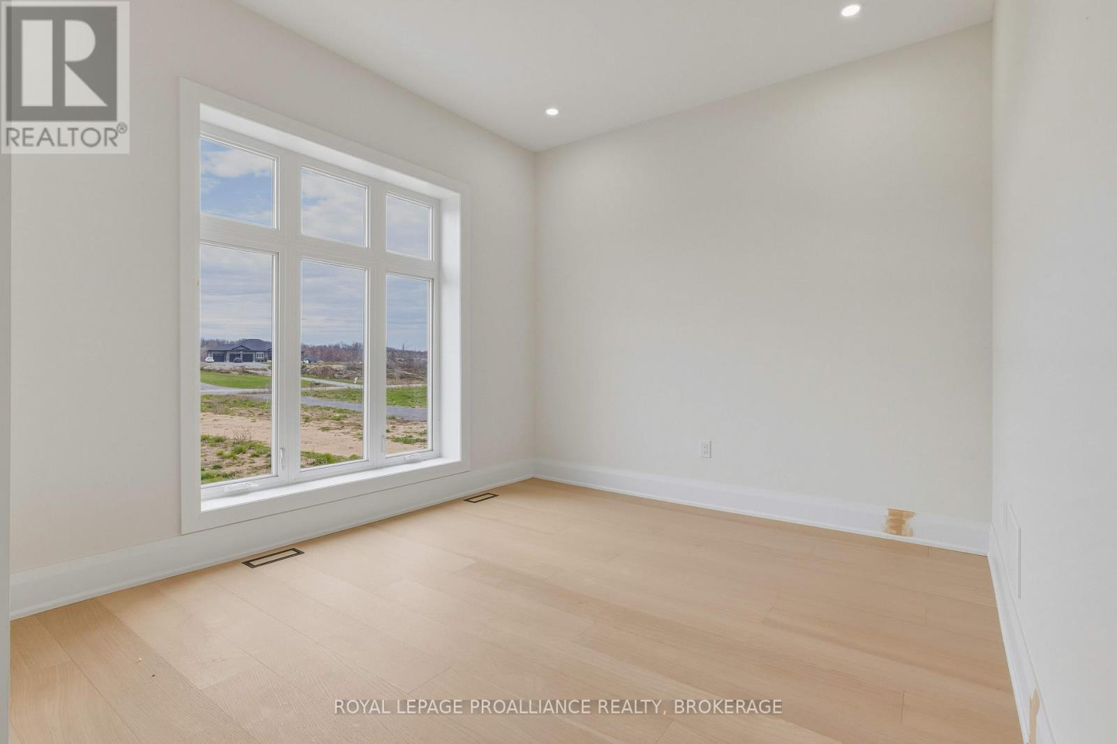 138 Hineman Street Property Photo 4