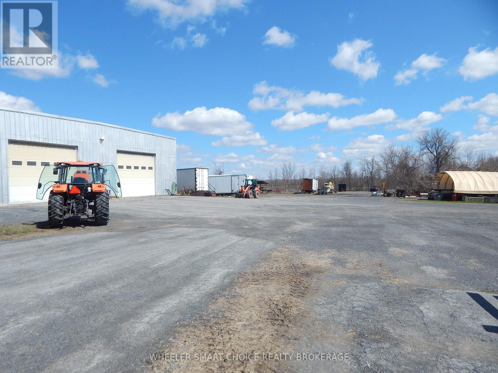 16935 Duff's Corners Road Property Photo 7