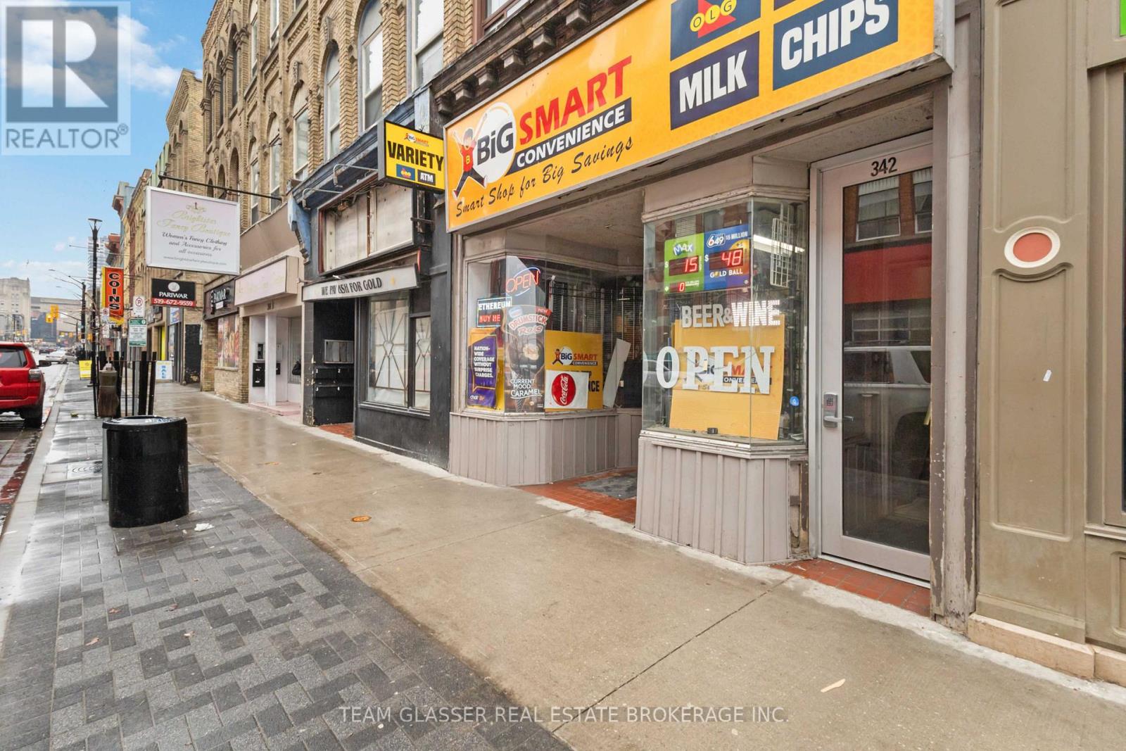 342 Richmond Street Property Photo 2