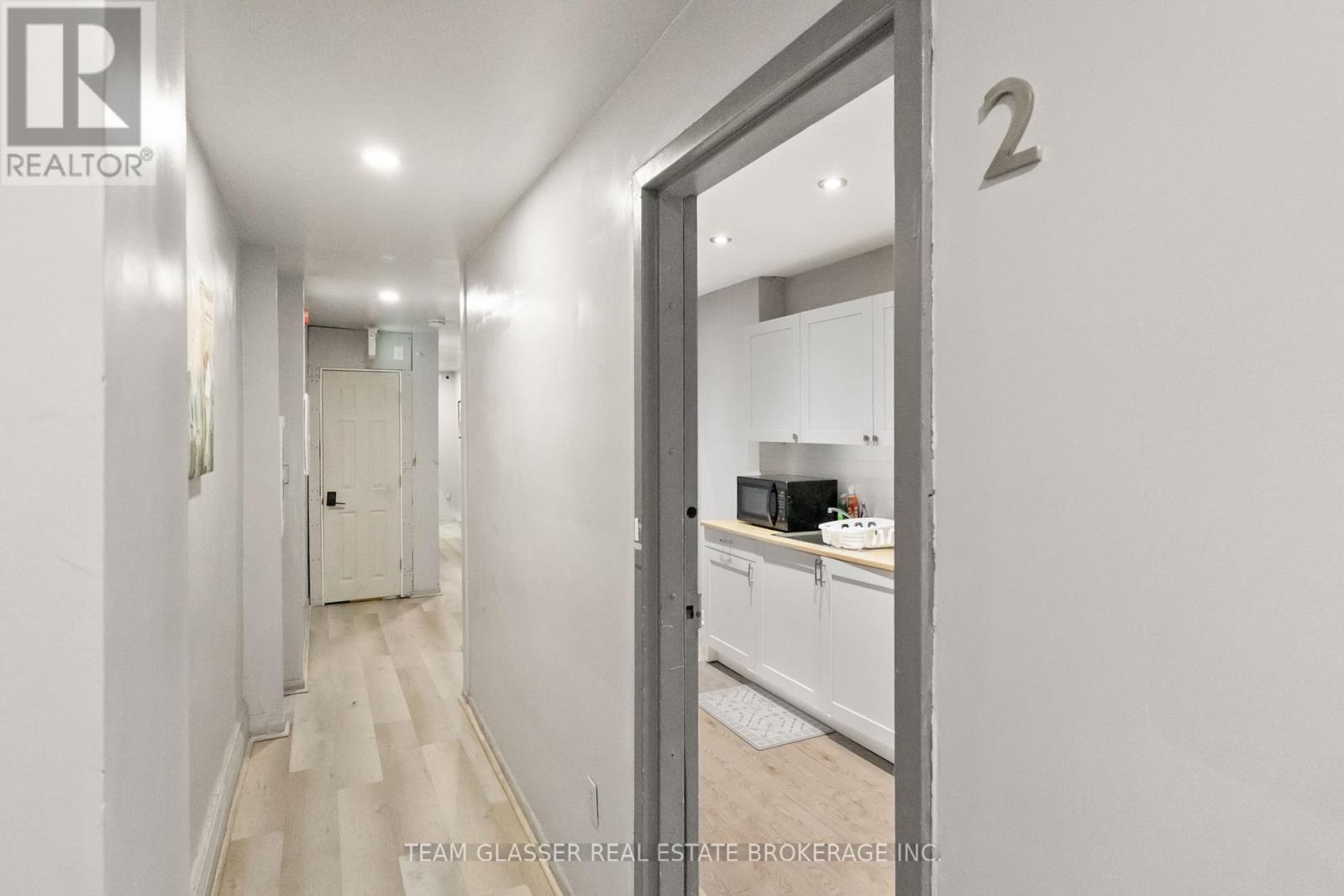 342 Richmond Street Property Photo 3