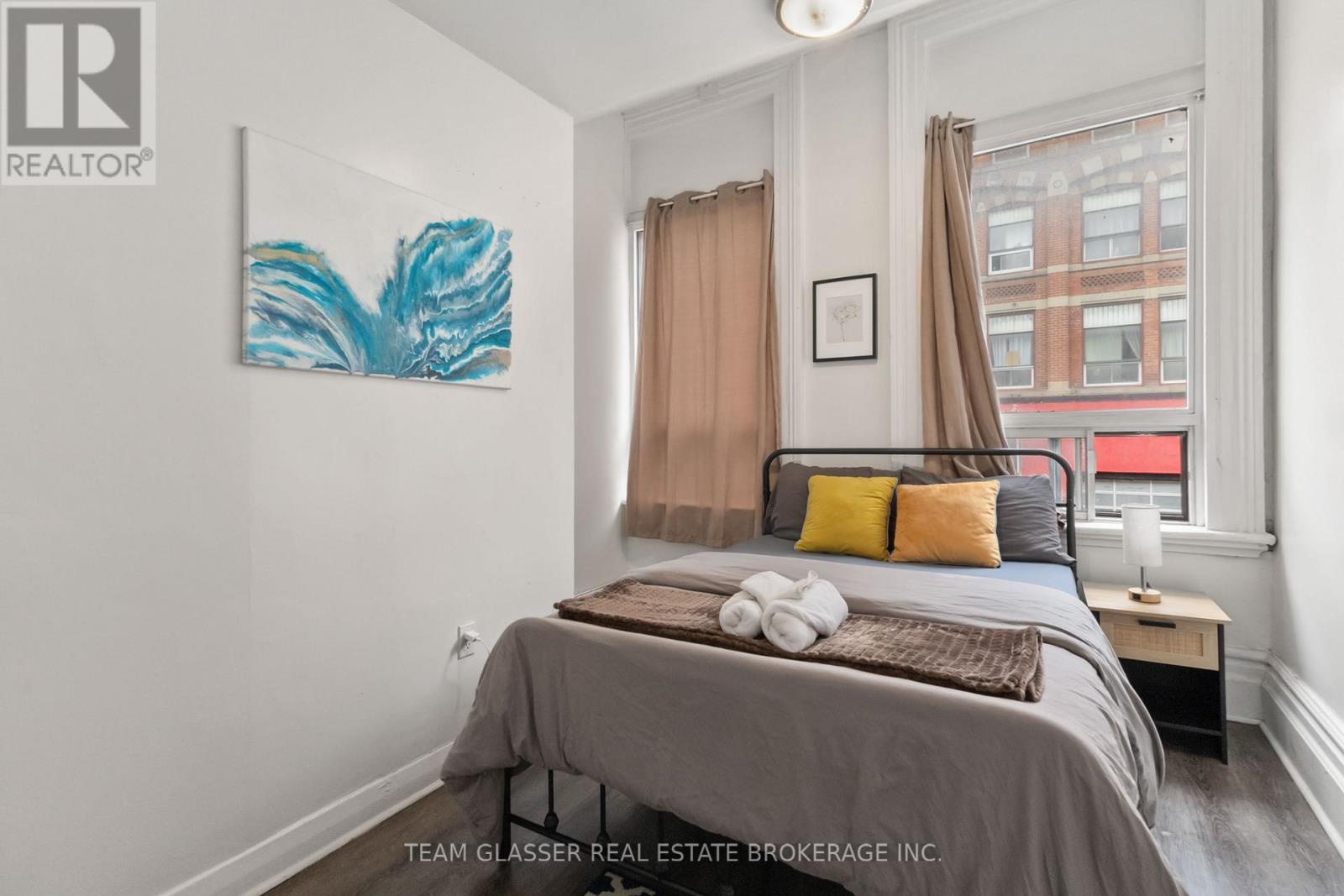 342 Richmond Street Property Photo 14