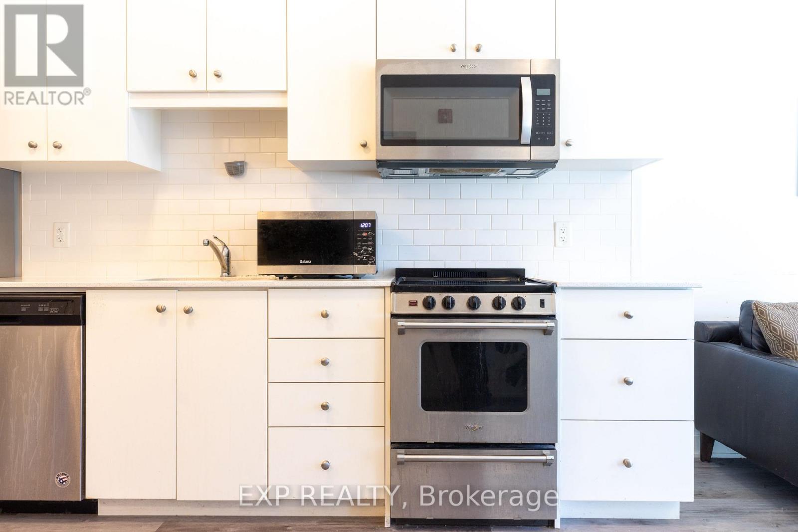 101 - 110 Fergus Avenue Property Photo 7