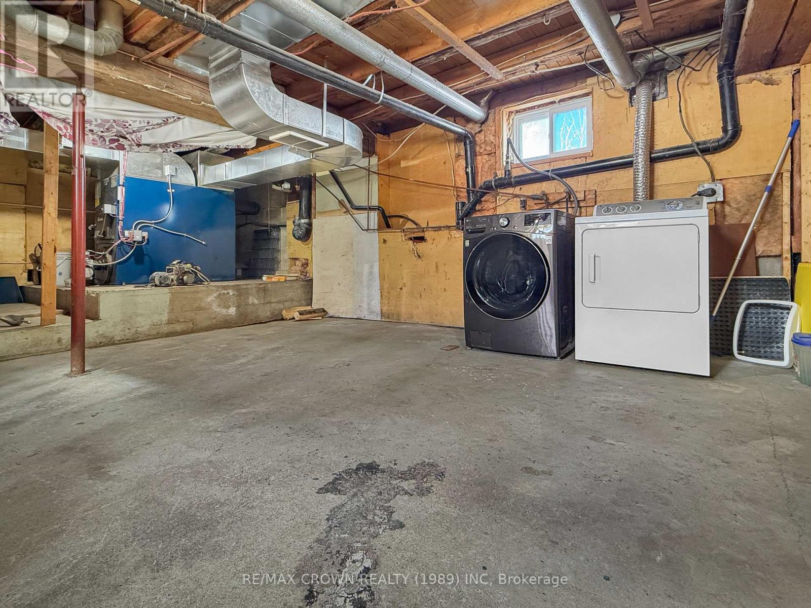 91 Third Avenue Property Photo 30
