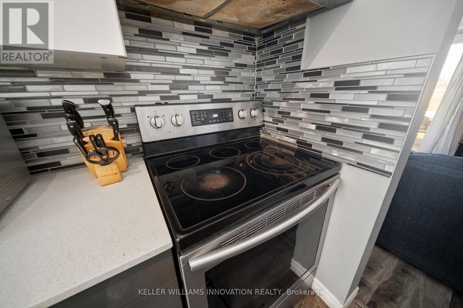 20 - 160 Rittenhouse Road Property Photo 10