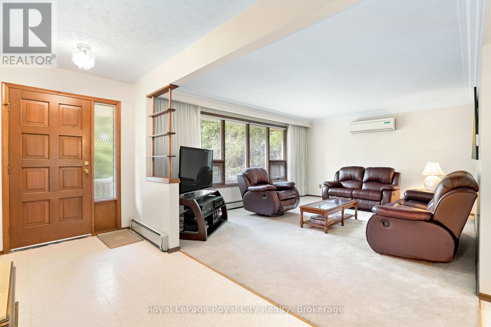 4620 20 Side Road N Property Photo 11