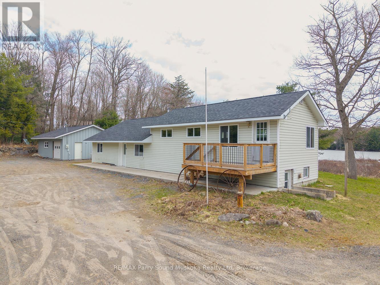 92 Blue Lake Road Property Photo 3