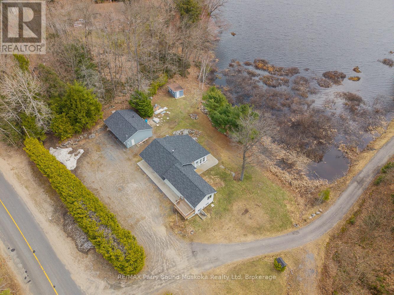 92 Blue Lake Road Property Photo 5