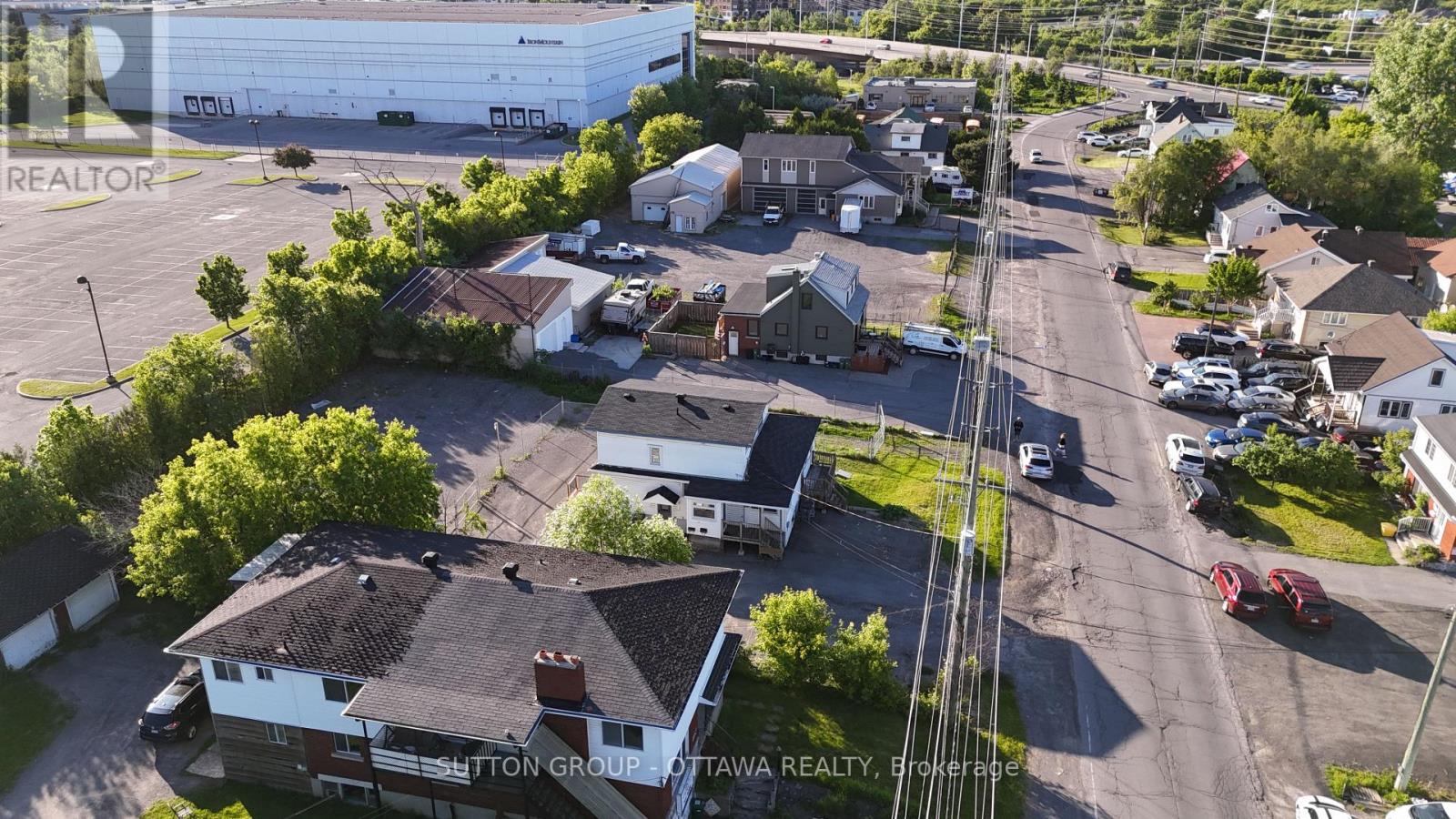 1368 Labrie Avenue Property Photo 10