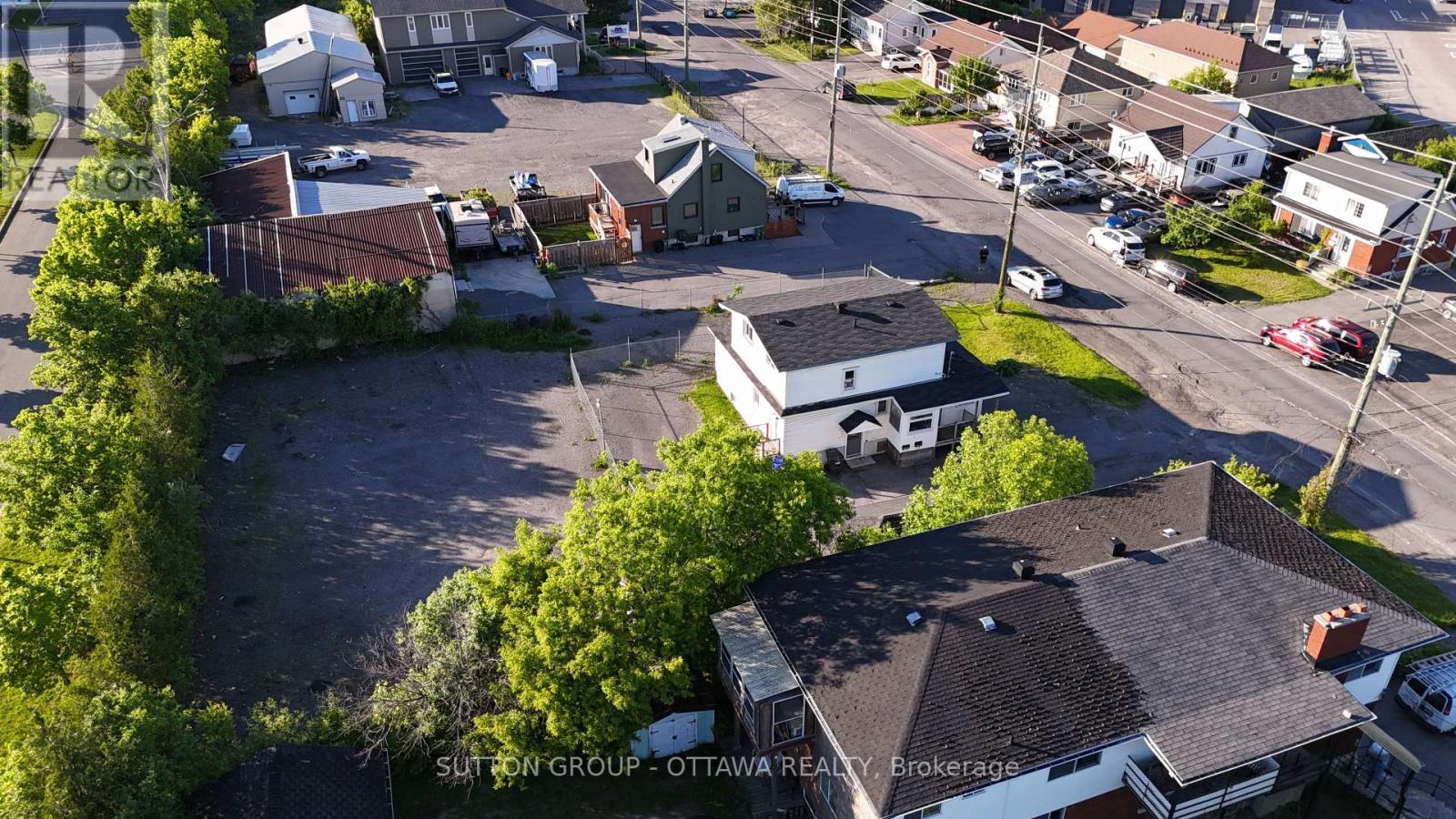 1368 Labrie Avenue Property Photo 11