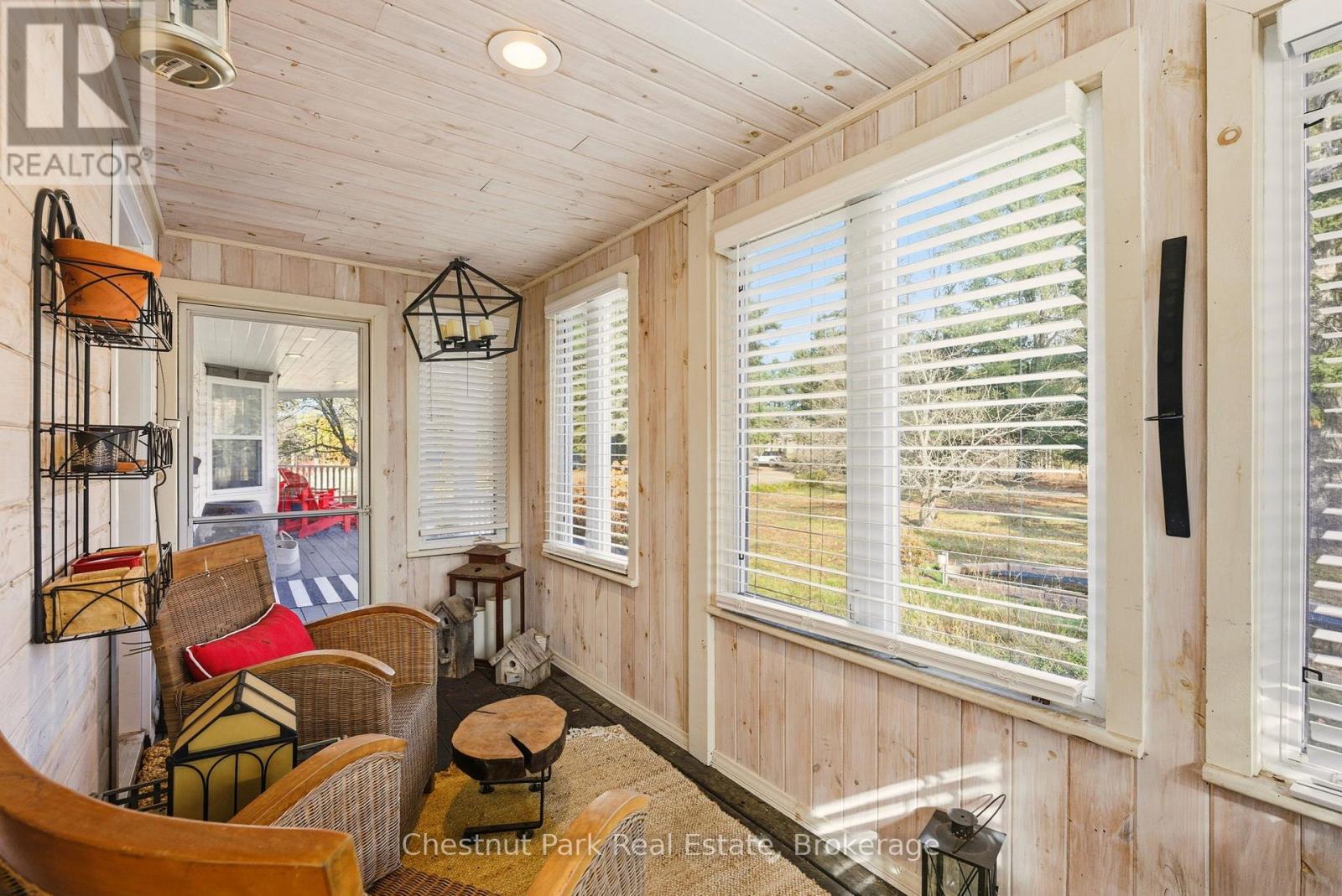 75 Pond Crescent Property Photo 12