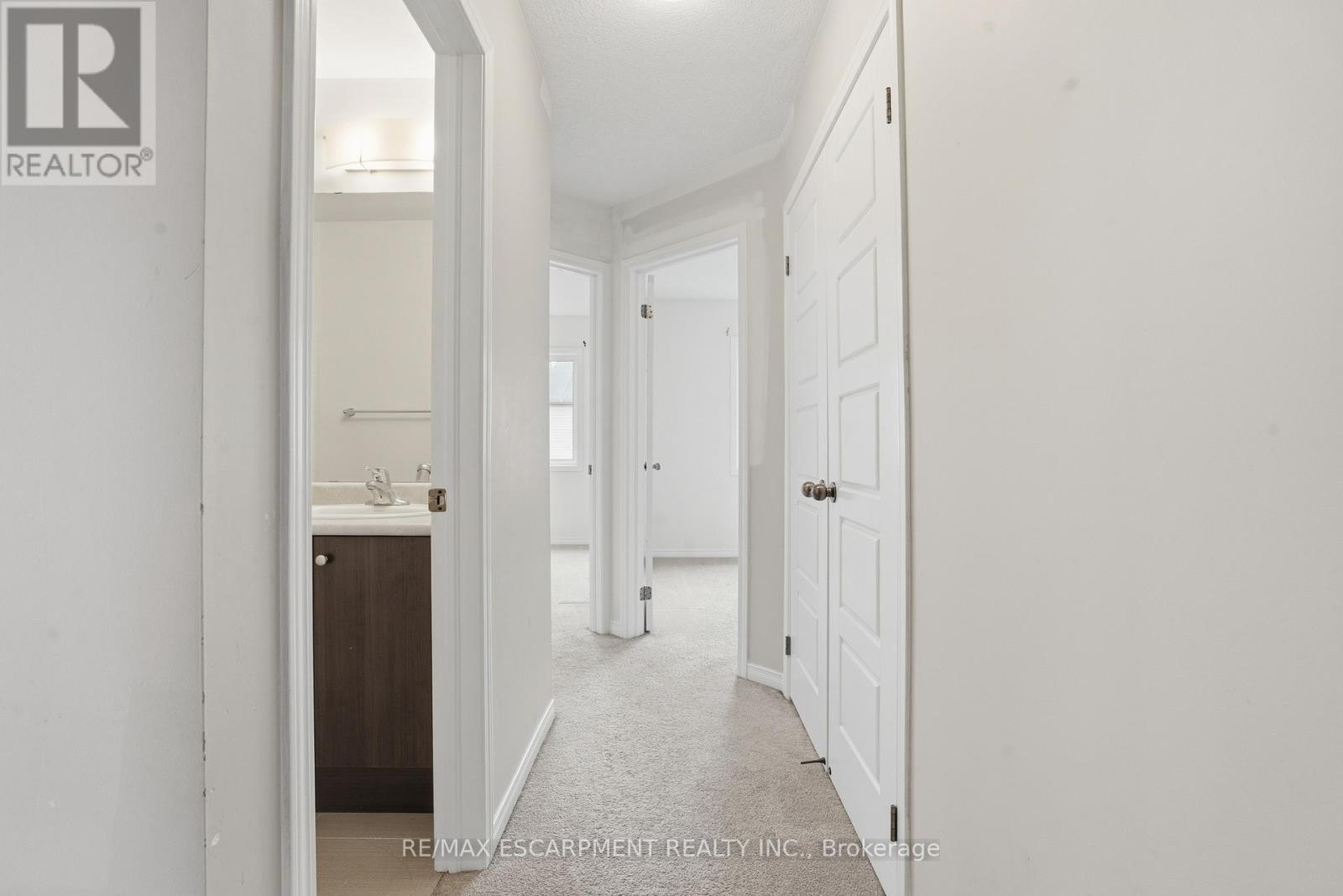 7774 Buckeye Crescent Property Photo 14