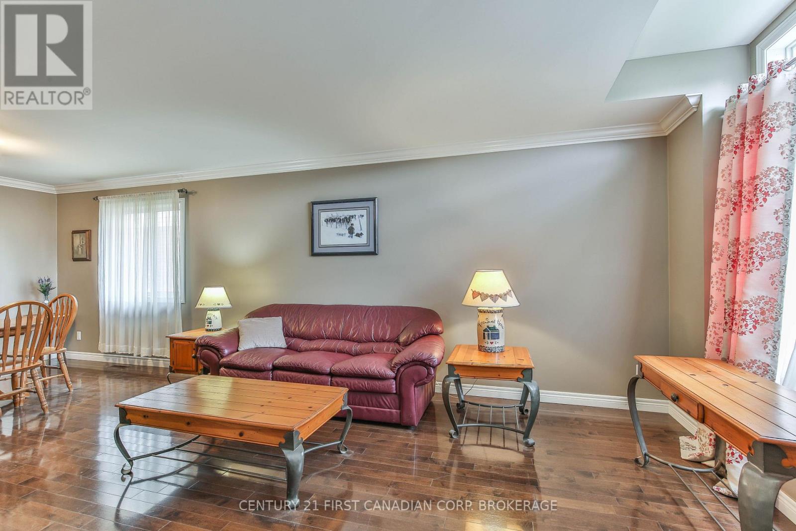 232 Brock Street Property Photo 2
