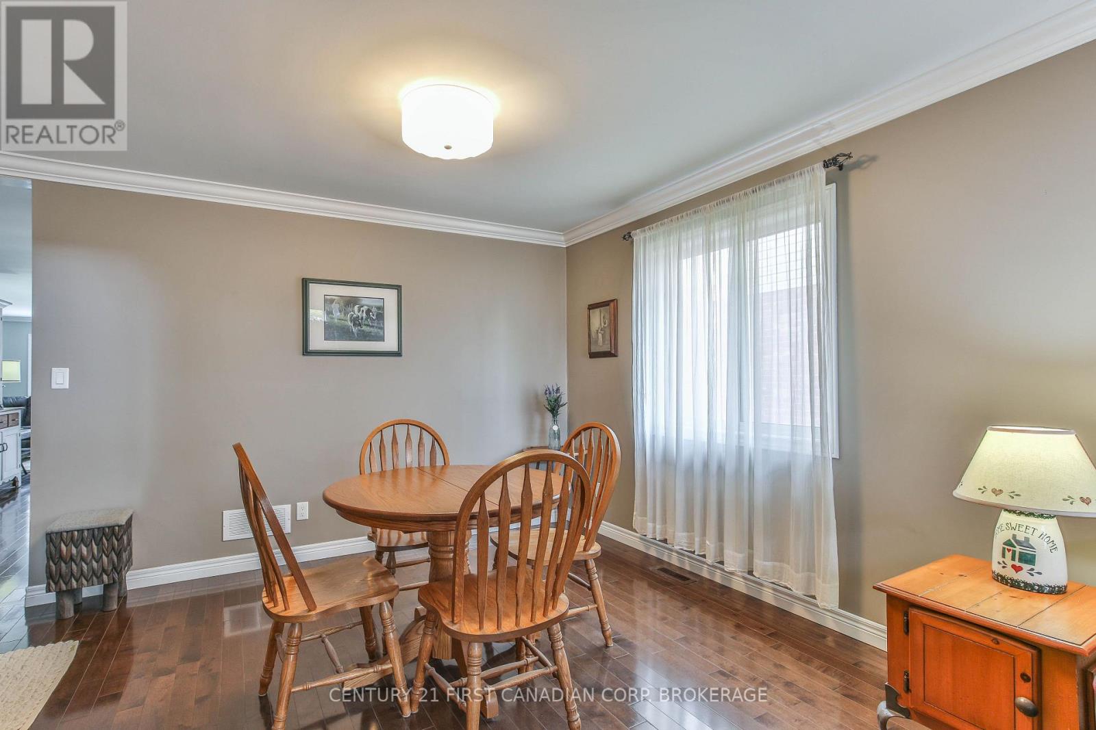 232 Brock Street Property Photo 5
