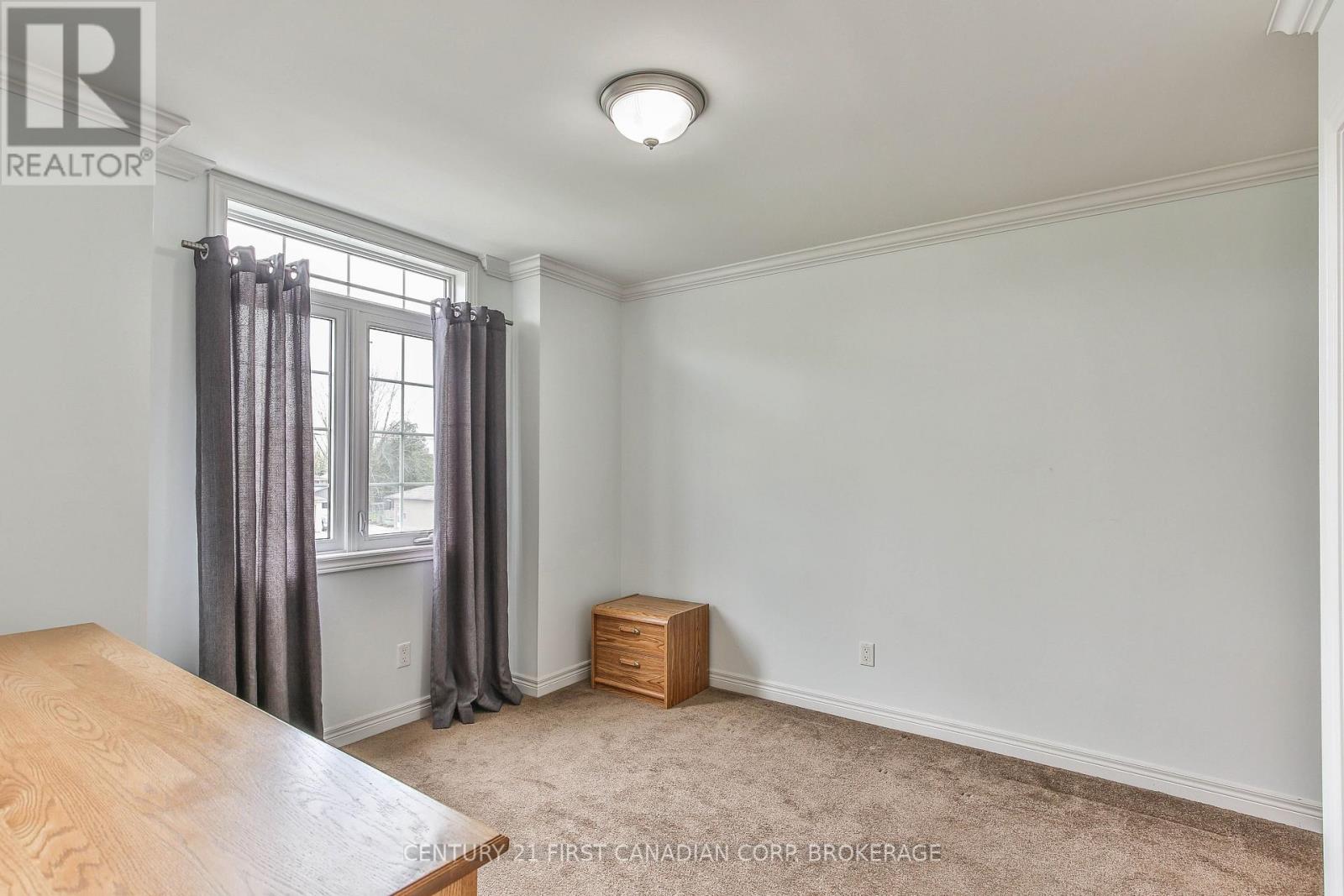 232 Brock Street Property Photo 26