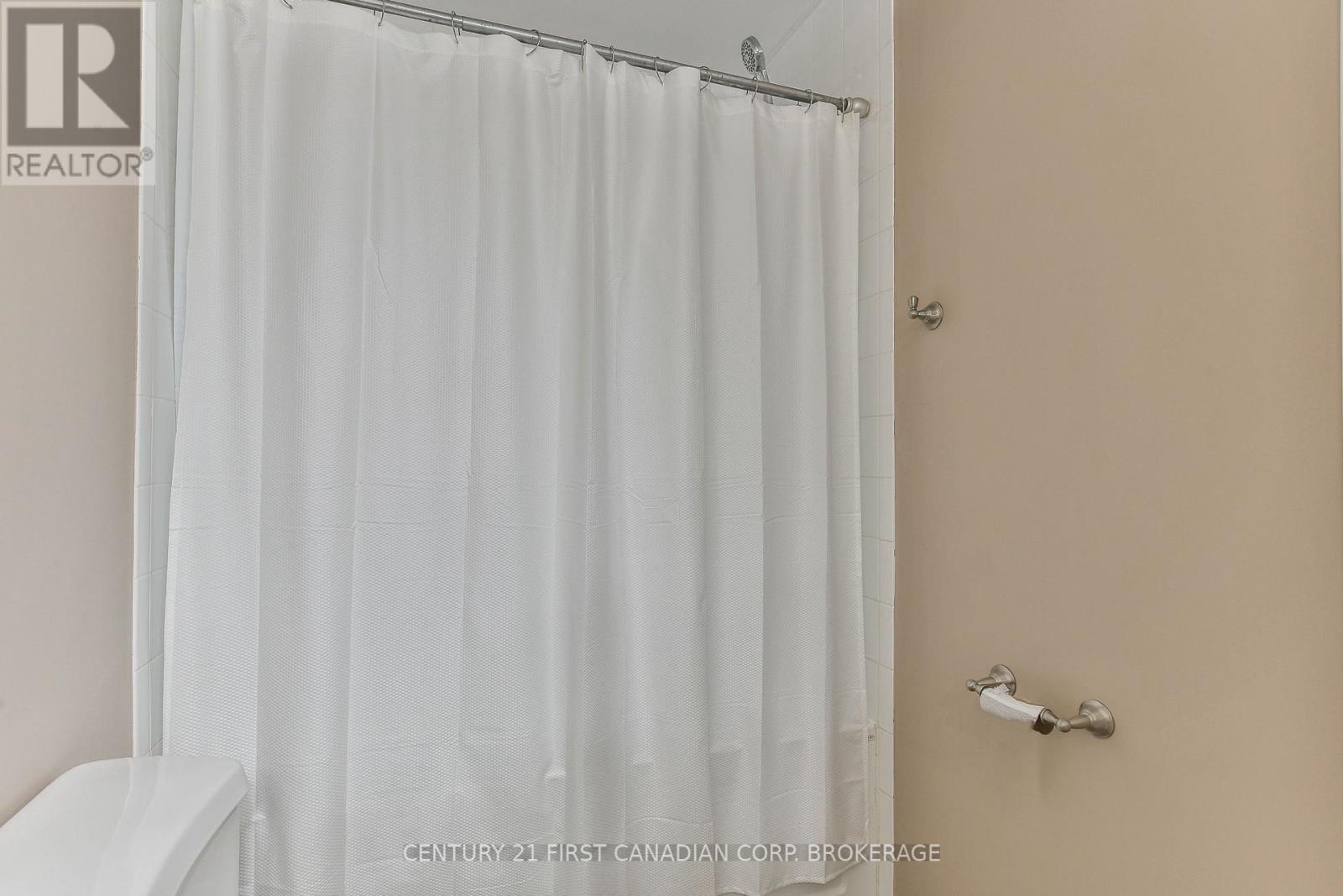232 Brock Street Property Photo 29