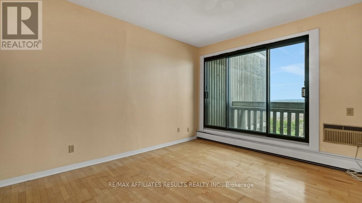 2110 - 415 Greenview Avenue Property Photo 12