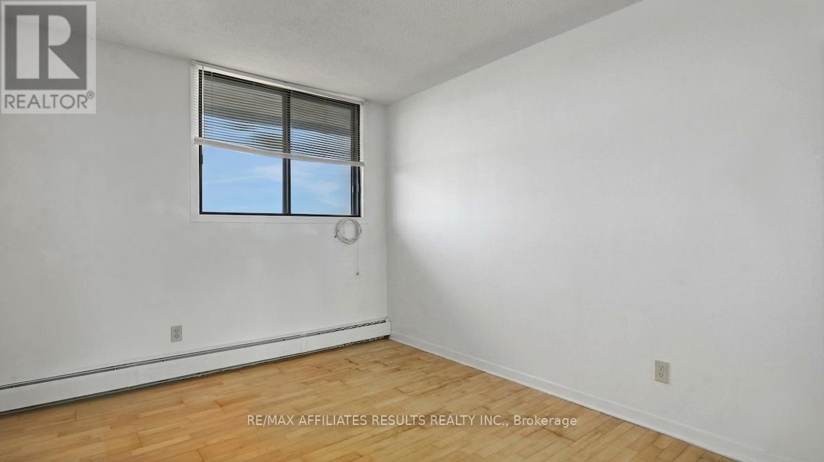 2110 - 415 Greenview Avenue Property Photo 26