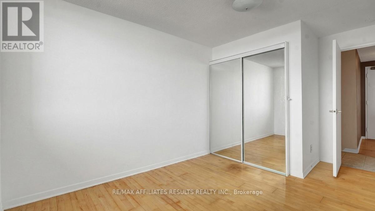 2110 - 415 Greenview Avenue Property Photo 27