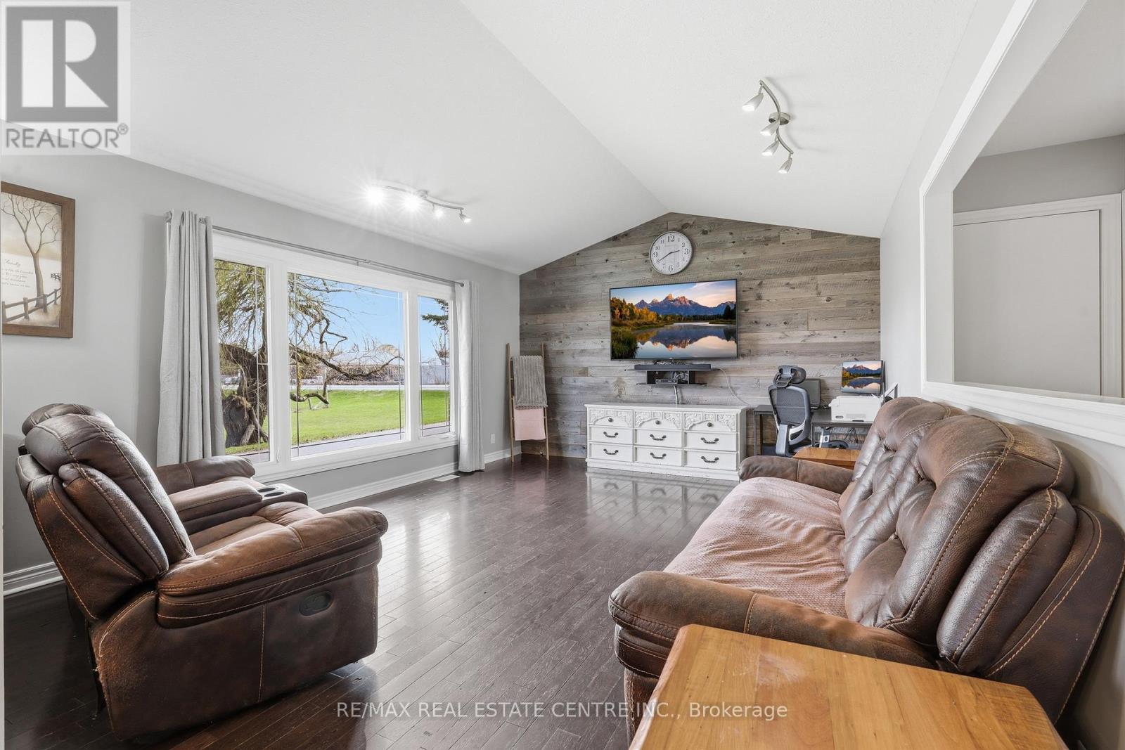 517021 County Rd 124 Road Property Photo 11