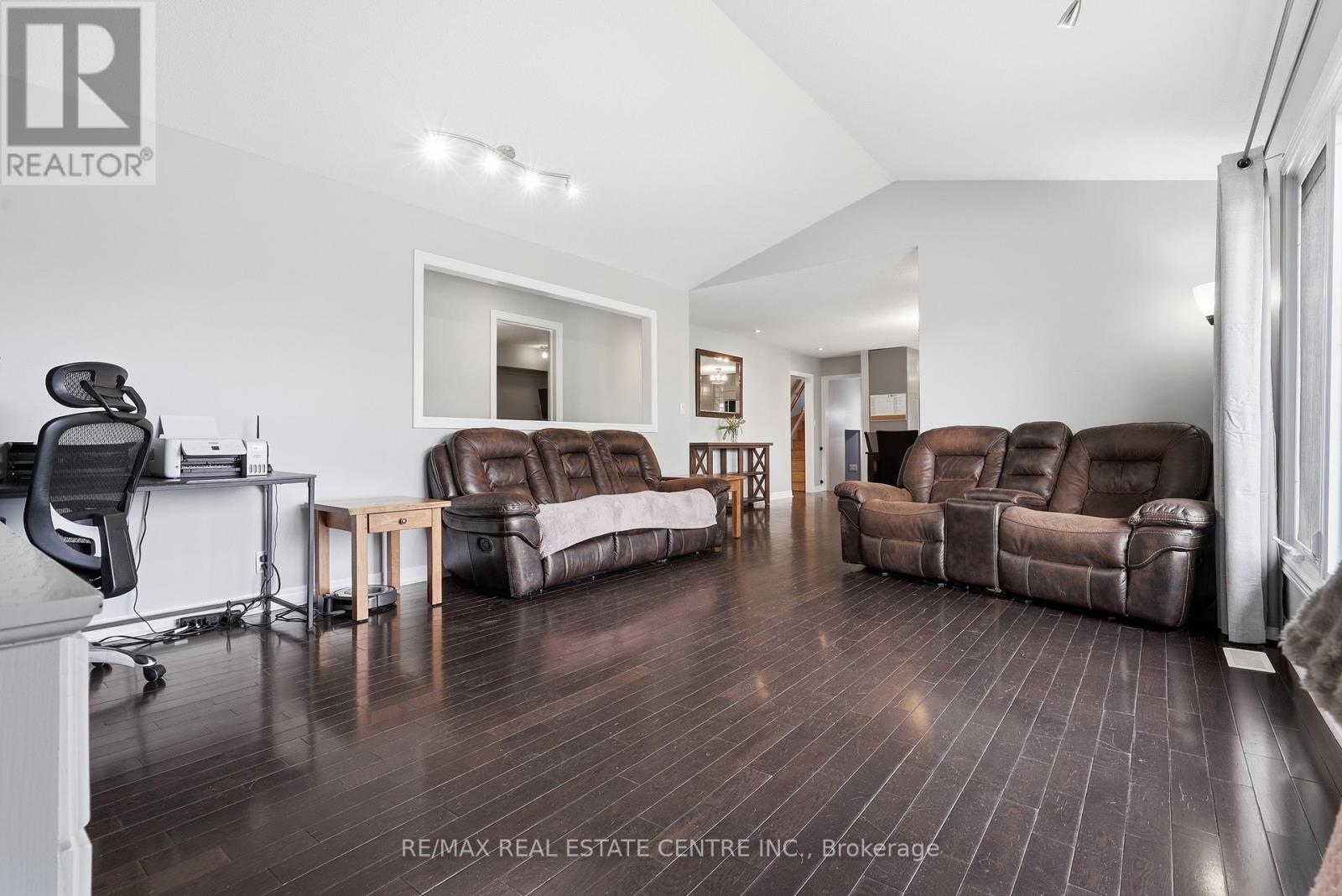 517021 County Rd 124 Road Property Photo 13