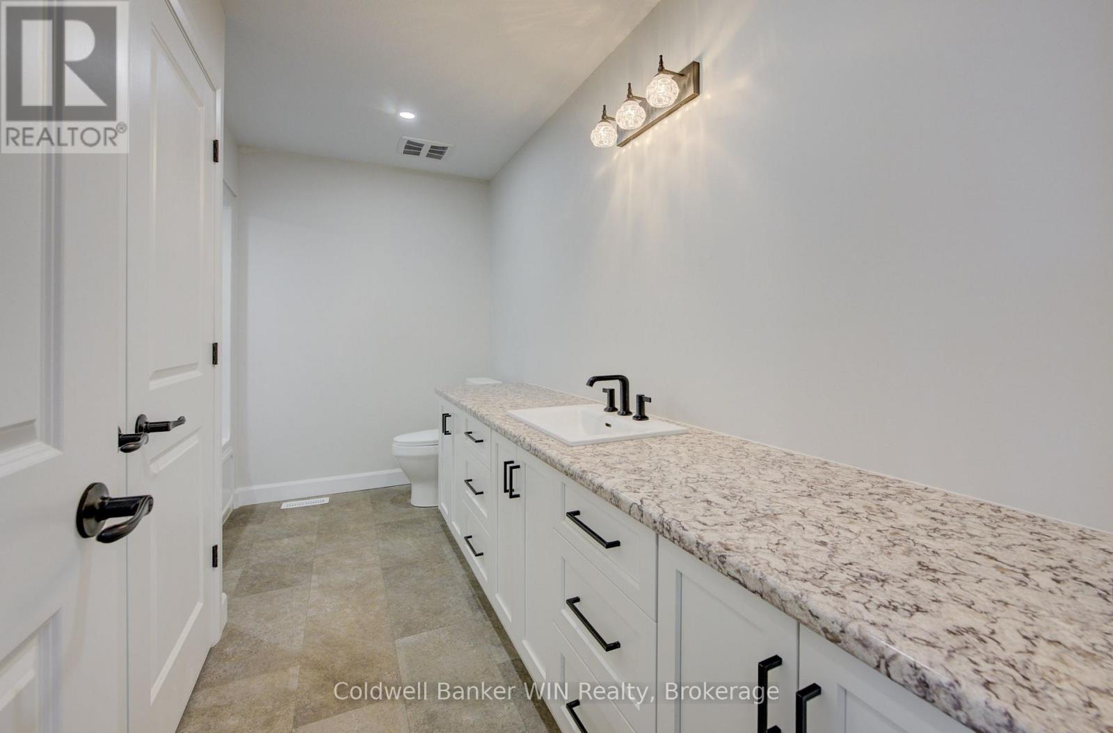 217 Elgin Street Property Photo 19