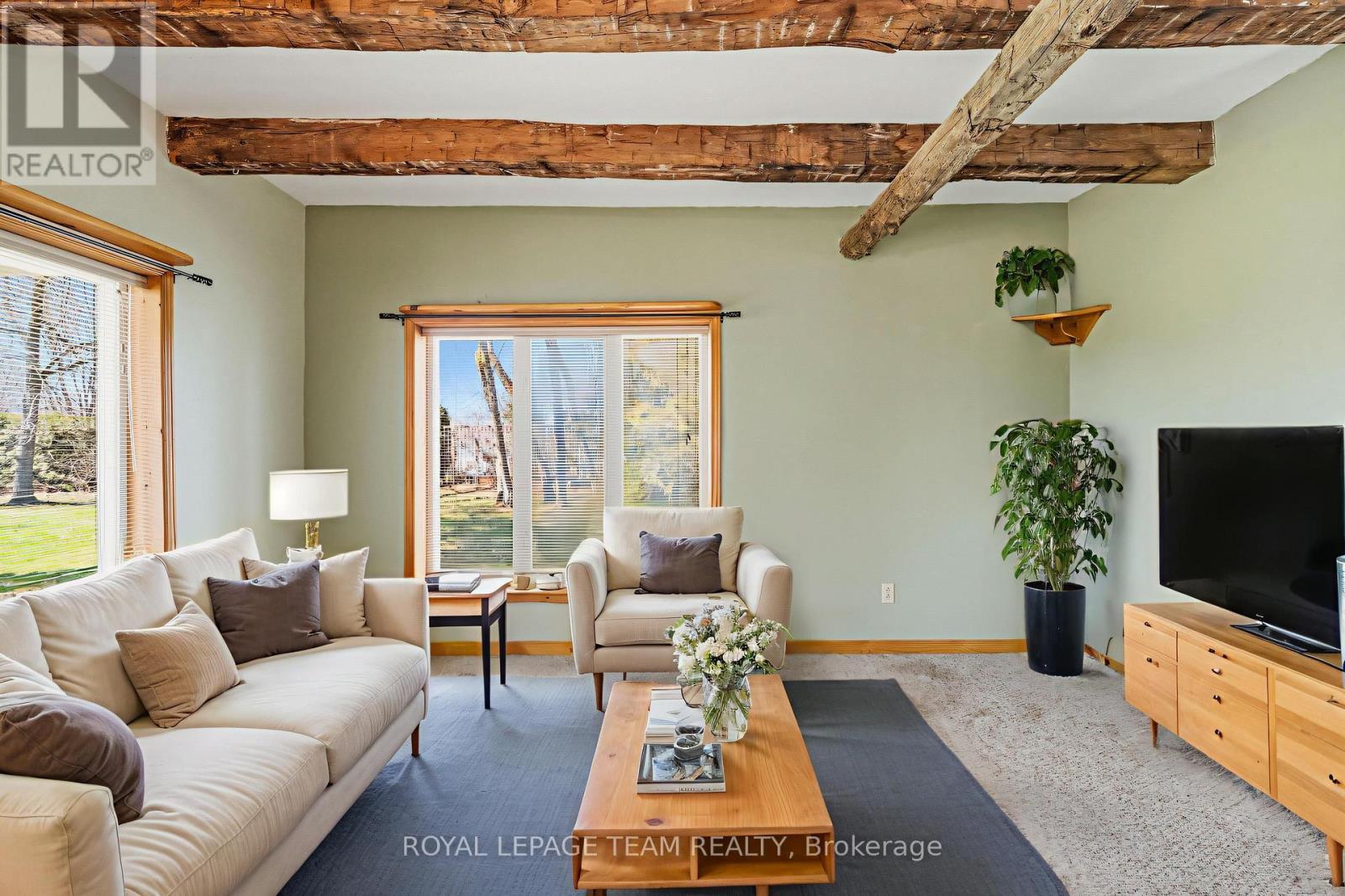 12106 Lakeshore Drive Property Photo 15