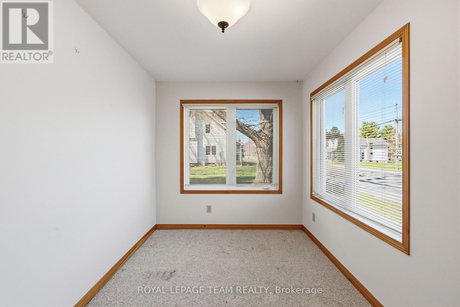 12106 Lakeshore Drive Property Photo 18