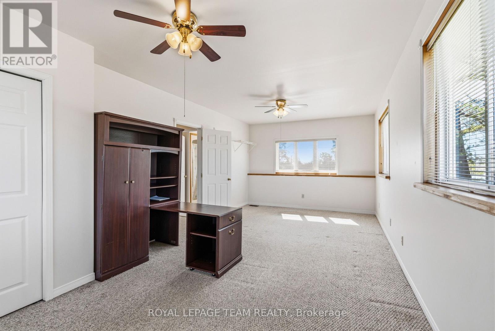 12106 Lakeshore Drive Property Photo 24