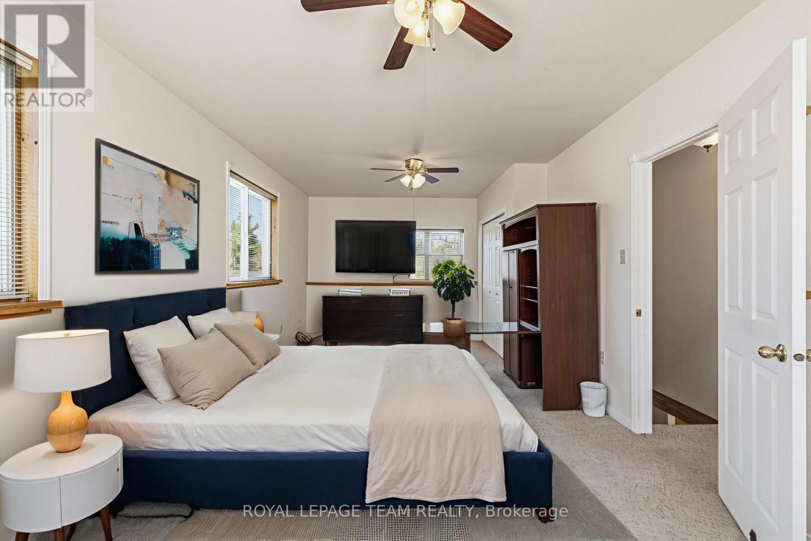 12106 Lakeshore Drive Property Photo 25