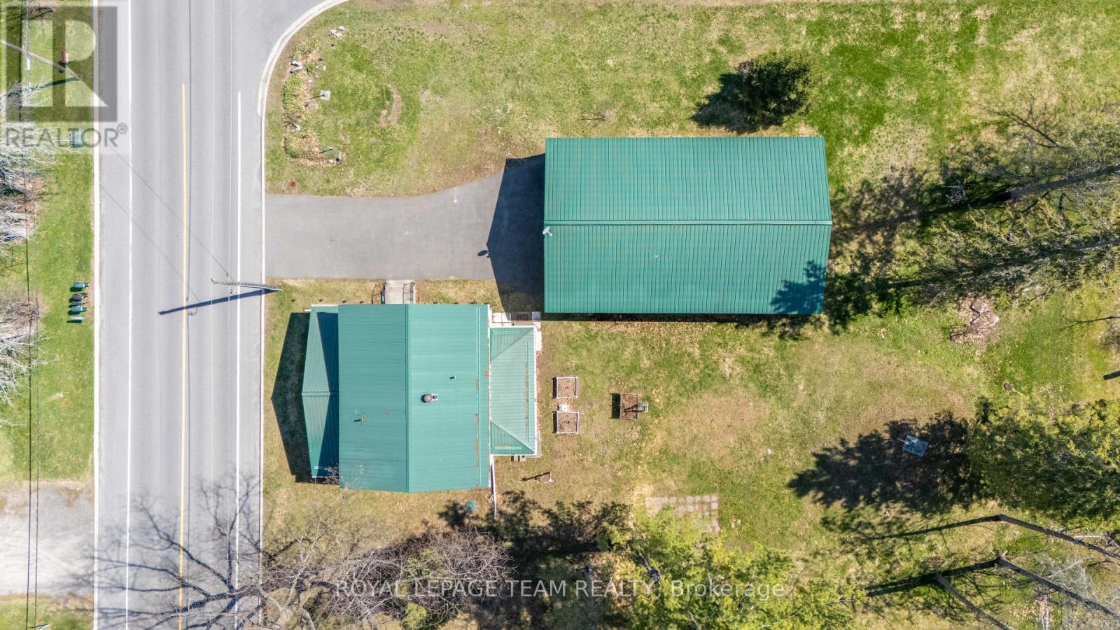 12106 Lakeshore Drive Property Photo 41