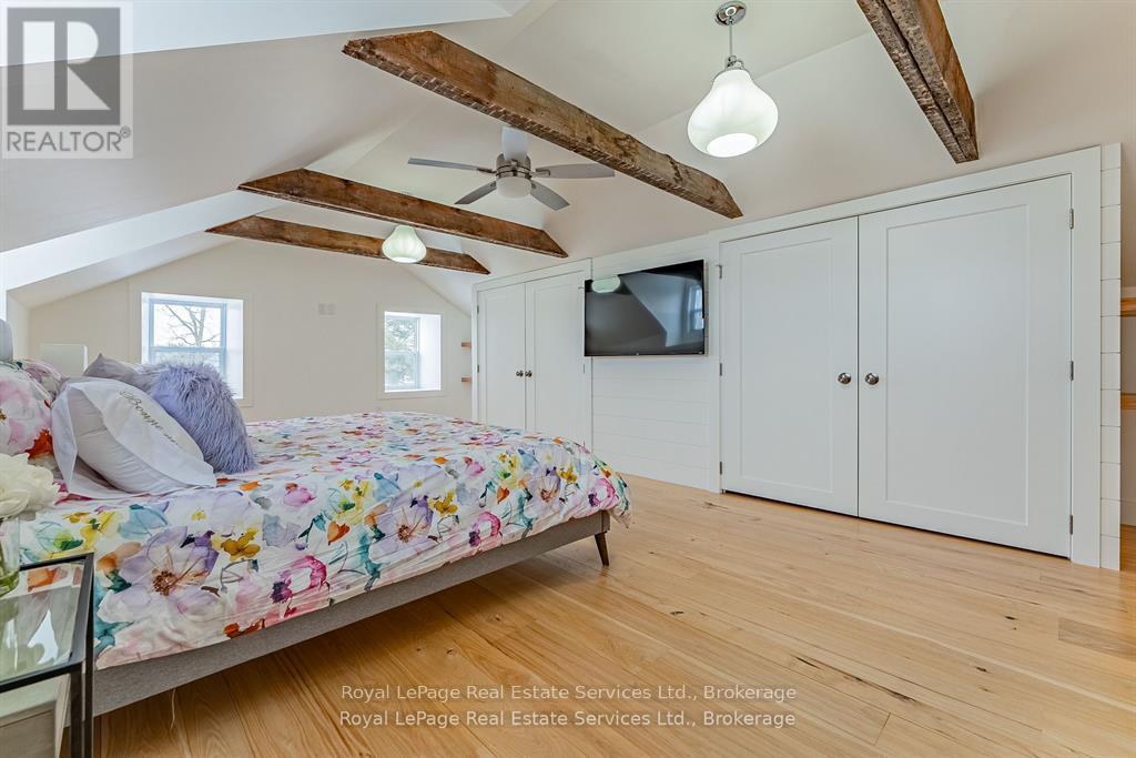 1748 Centre Road Property Photo 18
