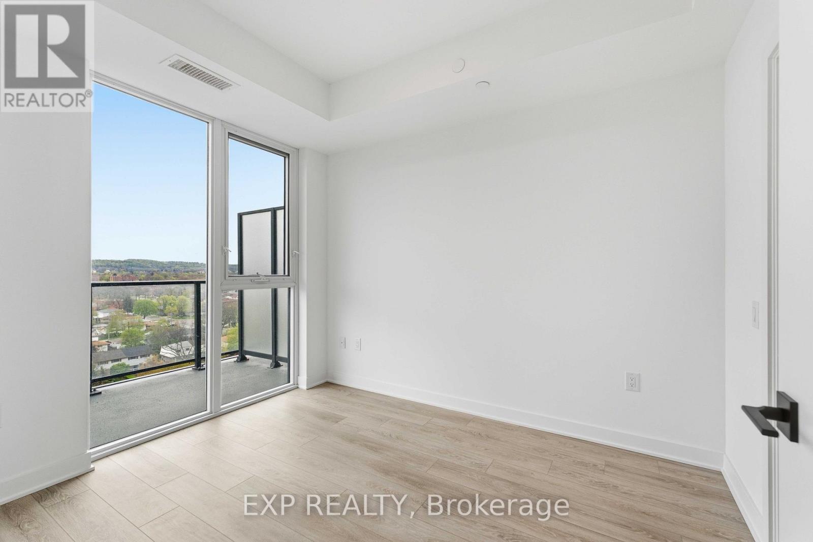 1017 - 2782 Barton Street E Property Photo 12