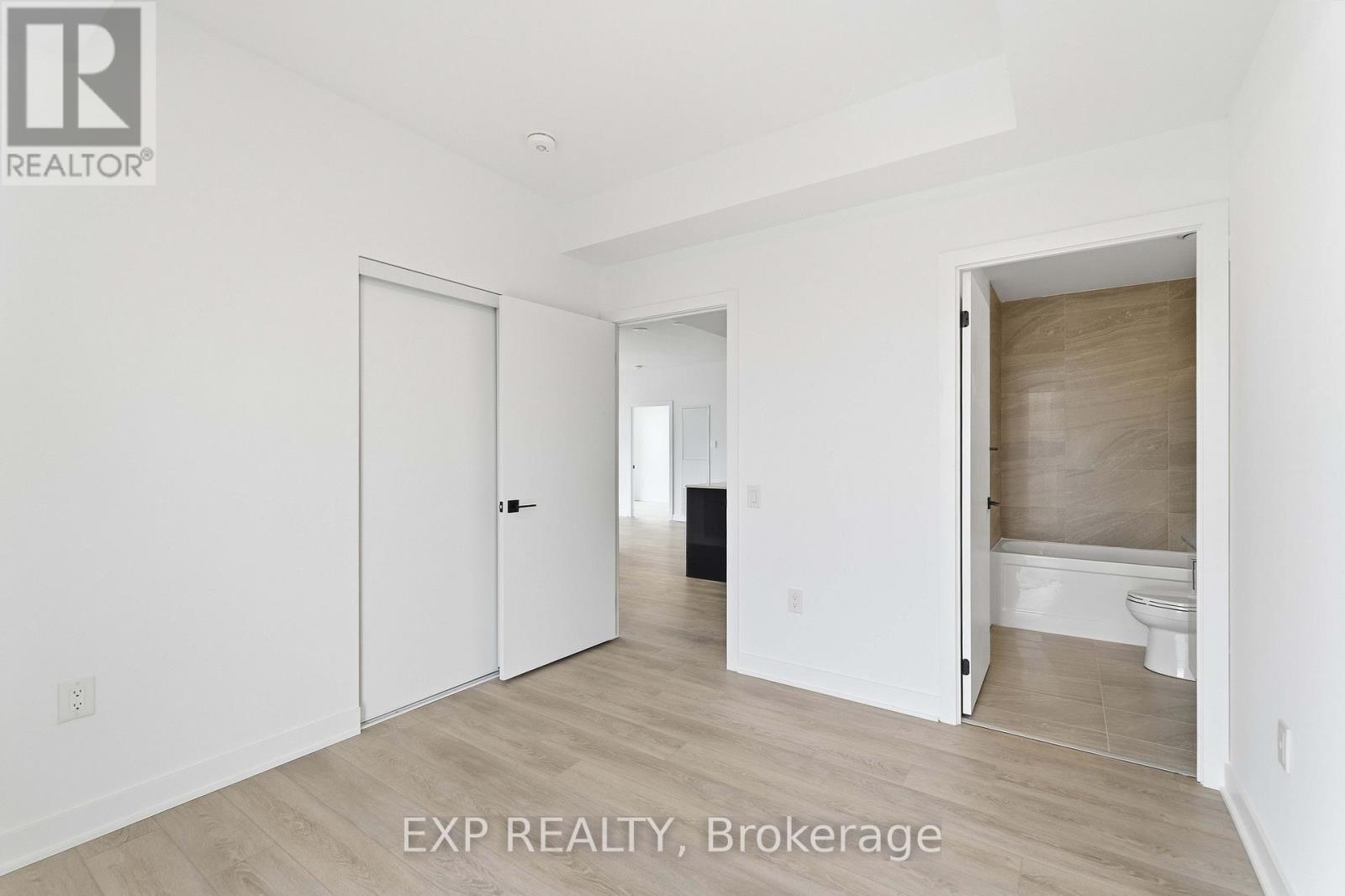 1017 - 2782 Barton Street E Property Photo 13