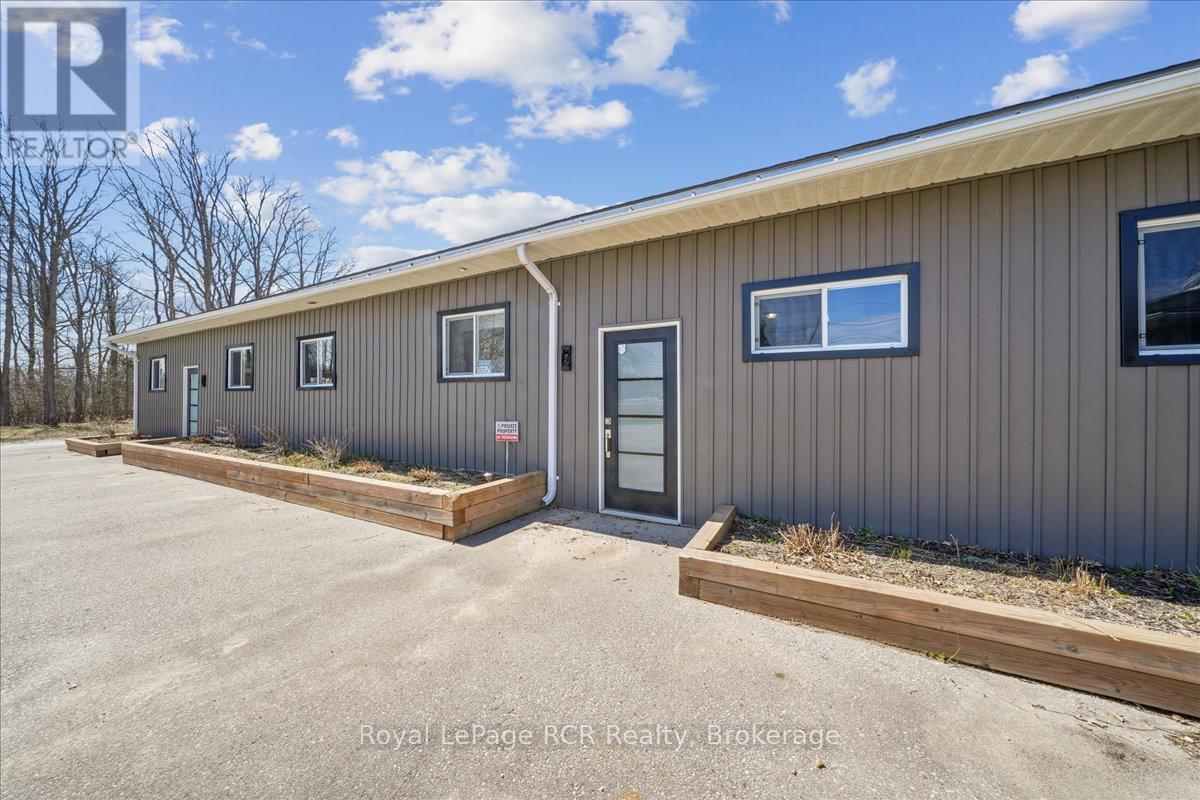 717906 6 Highway Property Photo 5