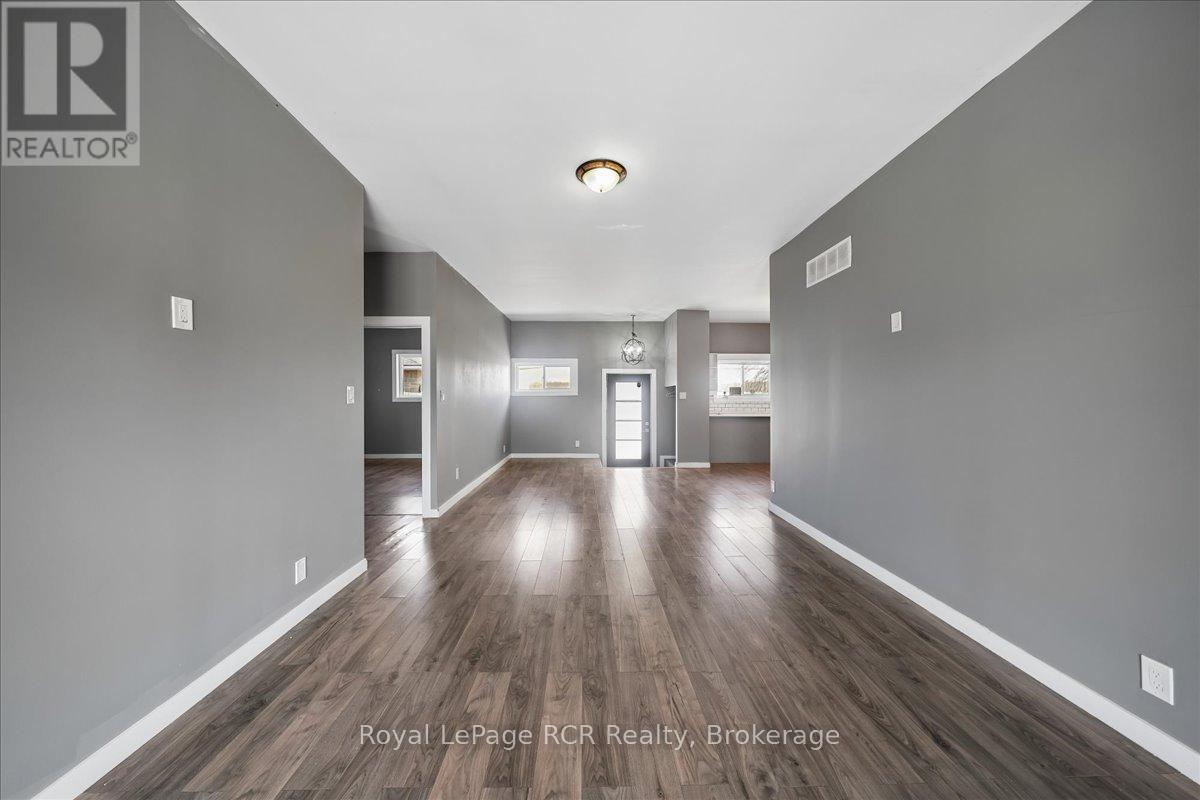 717906 6 Highway Property Photo 12